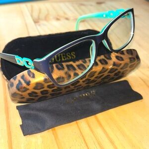 GUESS BRAND EYEGLASSES